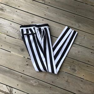 Stripped Forever 21 Pants Size Small